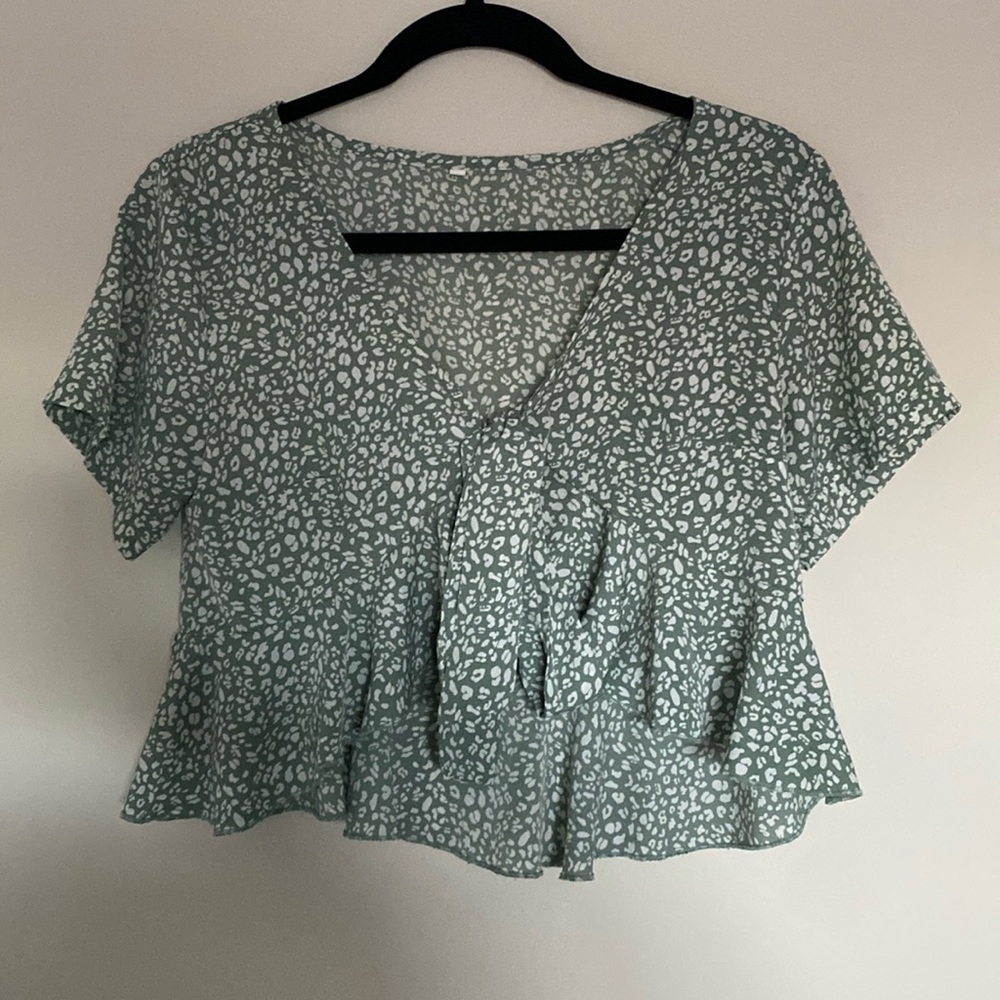 Front Tie Crop